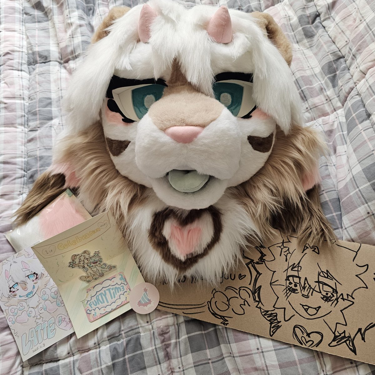 트립즈 tweet media