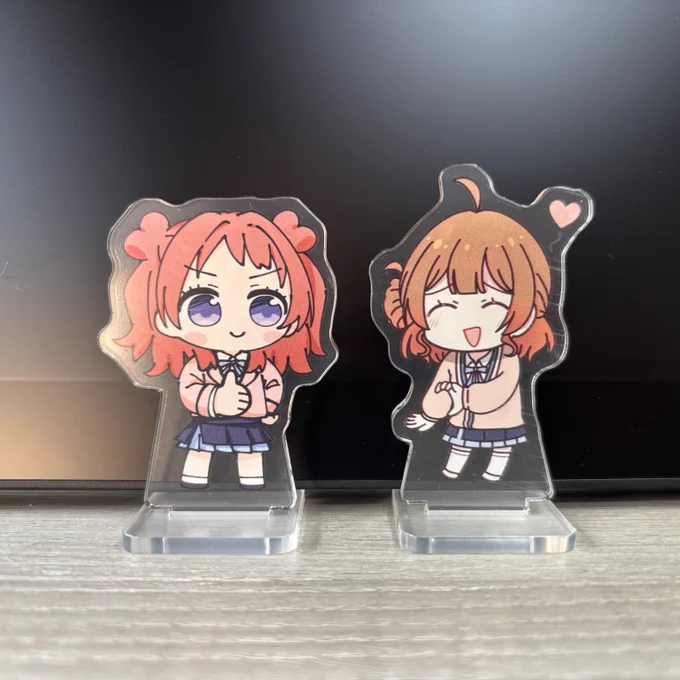咲季さんアクスタもおります! 隣にぴったりの佑芽ちゃんアクスタは一体…!?【1組50】に行けば謎が解けそうですが………!!