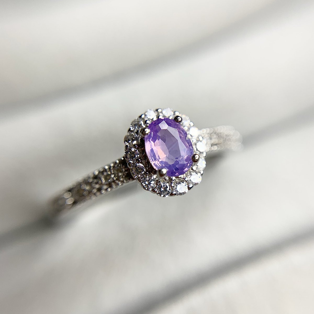 龍脈の精髄 ― 黒水晶ペンダント 「護りと再生を宿す大地の力」保護猫