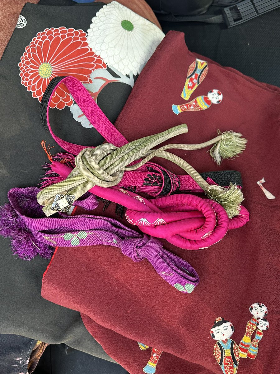 着物沼のじぞう👘フリーランスヘアメイク/カオカオキイキイ (@kaojizou