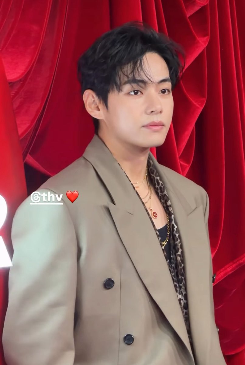 Romantic_Tae's tweet image. Omy .., Taehyung!!!!

TAEHYUNG AT TIRTIR IN LA
#VxTIRTIRLAPOPUP
TIRTIR AMBASSADOR TAEHYUNG
V FACE OF TIRTIR
#TaehyungxTIRTIR
#VxTIRTIRGLOBAL