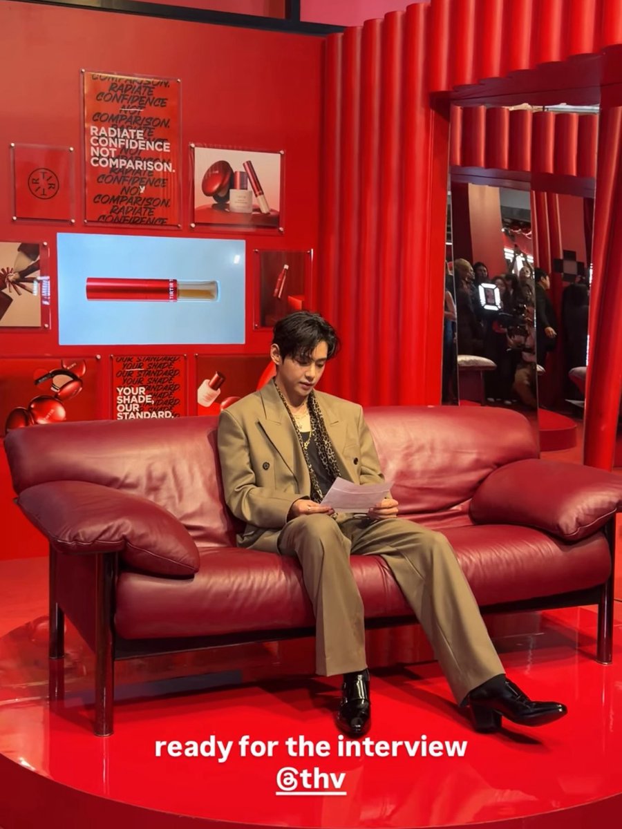 Romantic_Tae's tweet image. Omy .., Taehyung!!!!

TAEHYUNG AT TIRTIR IN LA
#VxTIRTIRLAPOPUP
TIRTIR AMBASSADOR TAEHYUNG
V FACE OF TIRTIR
#TaehyungxTIRTIR
#VxTIRTIRGLOBAL