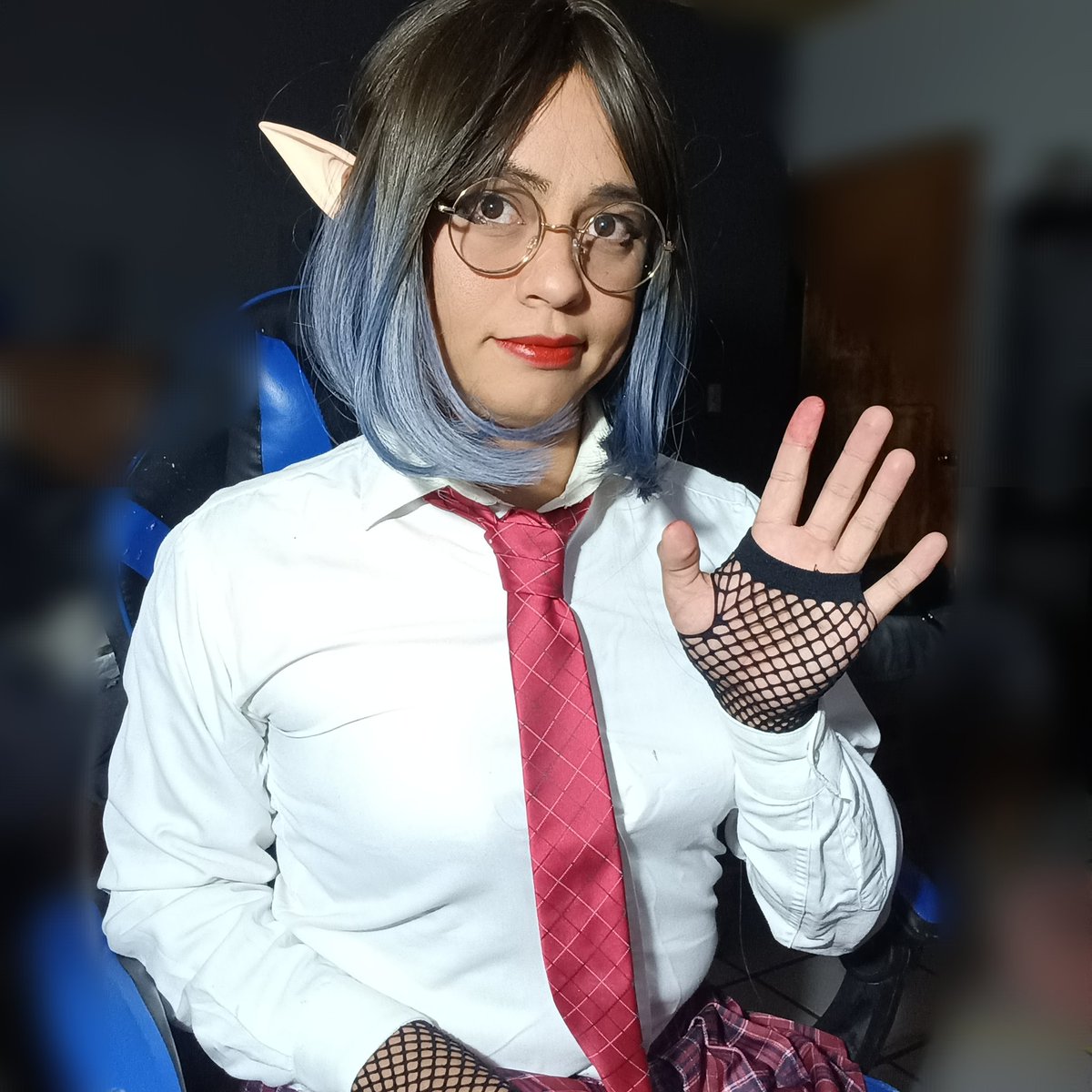 GizeTrp's tweet photo. Buenas buenas noches :3.  Aun existo xD
Que les parece?.n.n https://t.co/ZevVB1XXUU