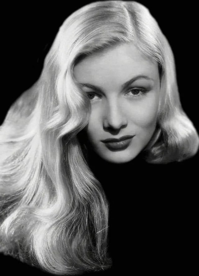 VintageReview's tweet image. Veronica Lake #botd