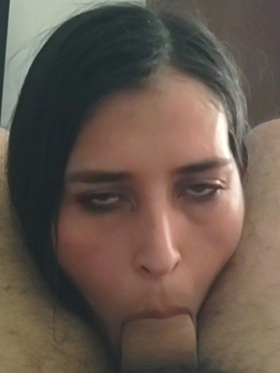 RosaIsabel74841's tweet photo. Boquita llena 😋🍆 👅 
Cerebrito apagado 🧠 📴 🥴 https://t.co/WAlE9ZqK5B