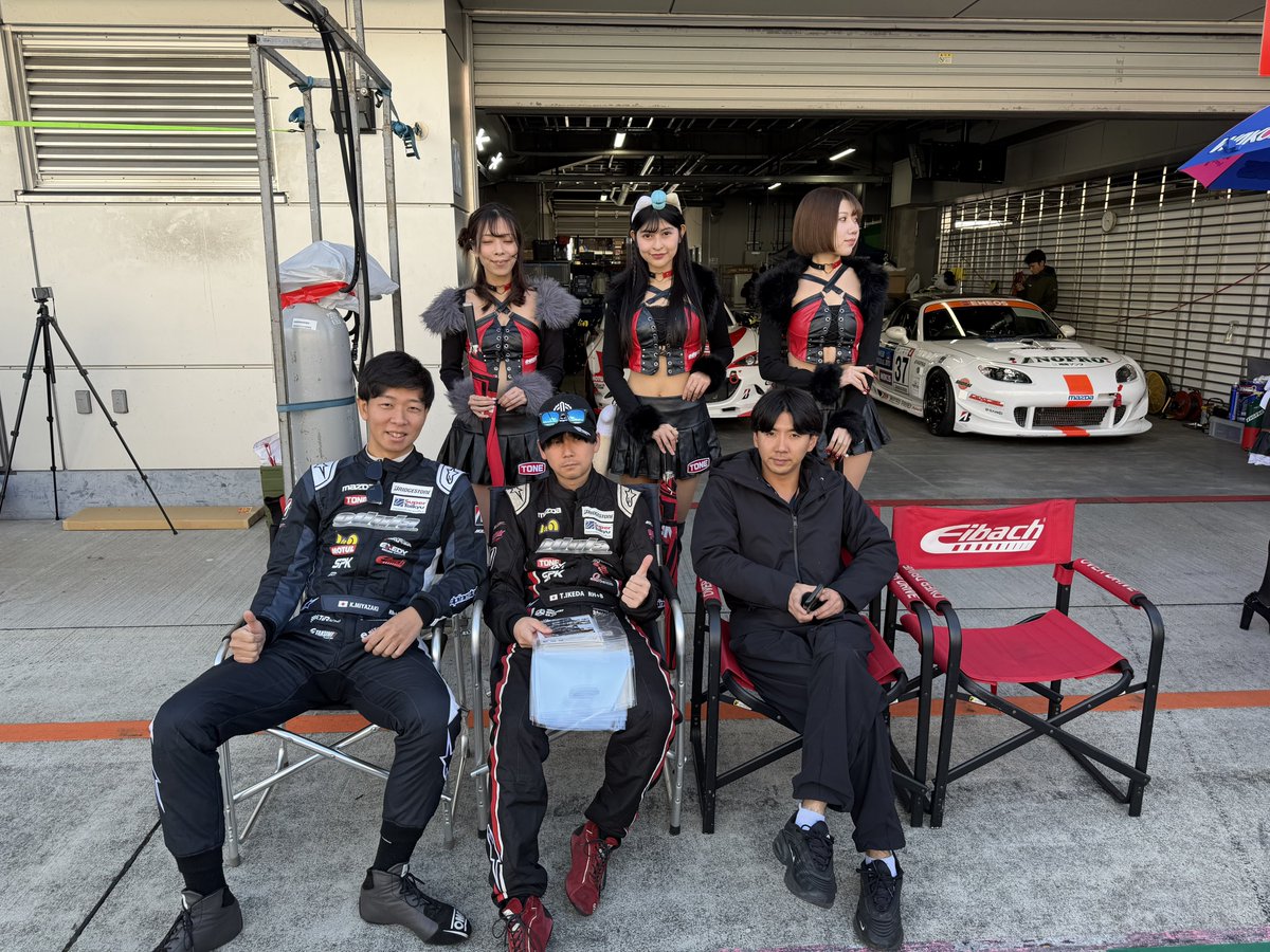 本日は予選です！ 明日の決勝に向けて頑張ります！ 66号車の応援