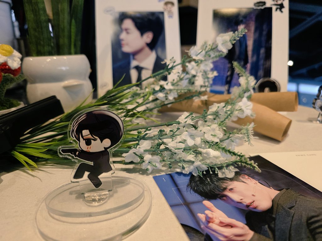ForeverPkw1117's tweet photo. 카페그루 이벤트가 시작되었습니다. (11.15~20)
음료 1개당 특전 하나가 제공됩니다.
(종이컵, 포카 5종 중 2개, 띠부 2종 중 1개)

#20251117감성규원전
#20251117_HBD_Kyuwon https://t.co/APTfpxuuqd