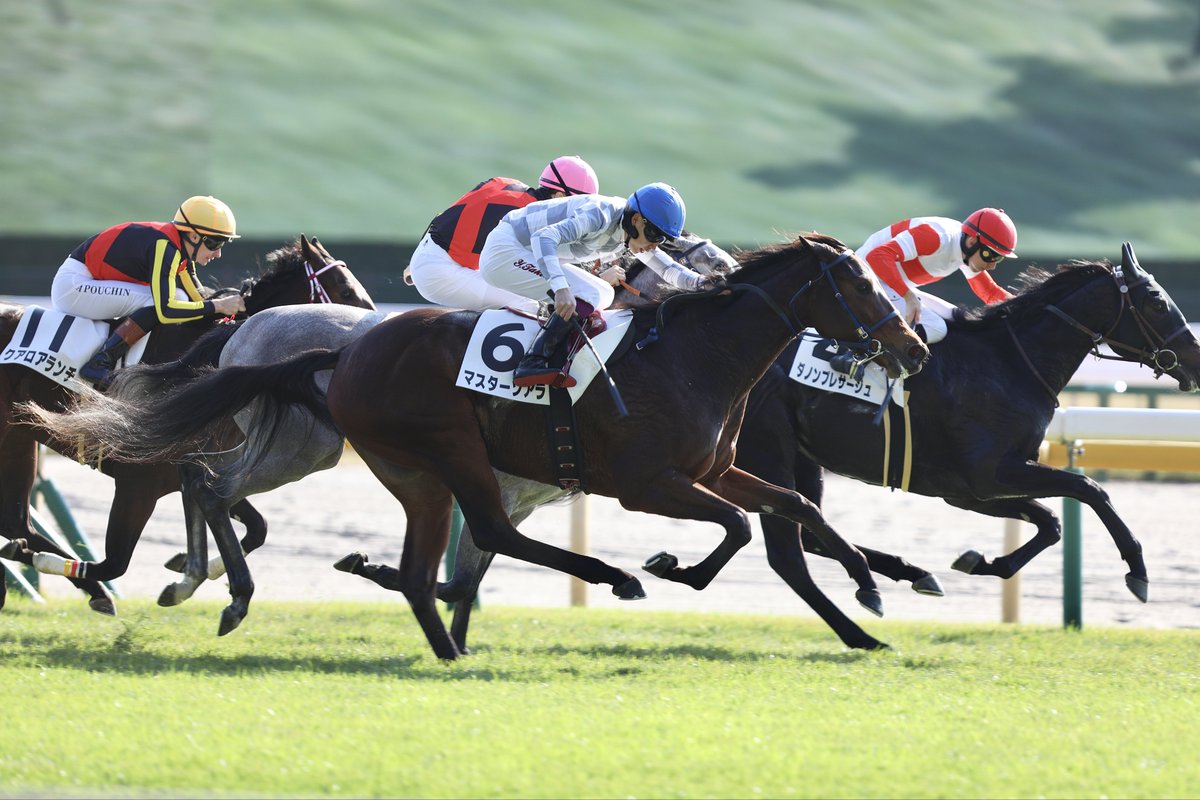 マスターソアラたけしくんおめでとう！
たけしくん年間100勝達成✨️