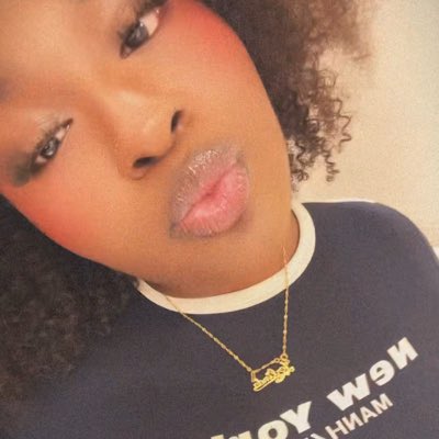 filledeclass's tweet image. #NouvellePhotoDeProfil