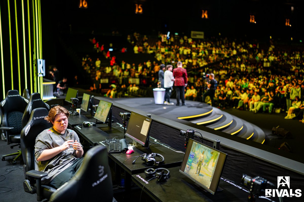 BLAST Premier 💥 tweet media