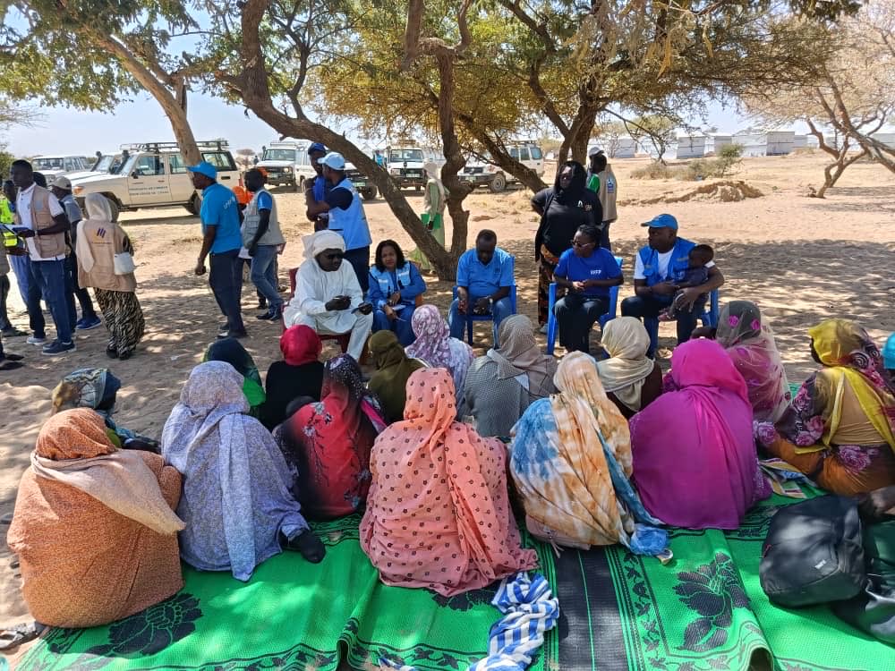 Marasabré, Est #Tchad où vivent + de 18,000 réfugiés soudanais, les jeunes ont souligné l’urgence d’accès à Internet, pour #education et opportunités. J’appelle tous les partenaires à les accompagner. ⁦<a href="/EduCannotWait/">Education Cannot Wait</a>⁩ ⁦<a href="/OCHAChad/">OCHA Chad</a>⁩ ⁦<a href="/OnuTchad/">ONU Tchad</a>⁩ ⁦<a href="/UnhcrTchad/">UNHCR CHAD</a>⁩