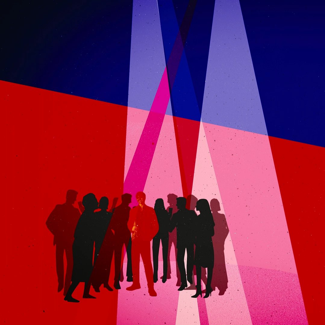 Dani_Dabbles's tweet photo. we don’t give the opening credits enough….credit.
Henry being surrounded by people who serve him. Alex being surrounded by people who admire him. But both still isolated/alone. #RWRBRewatch https://t.co/7iTSQzzIAY
