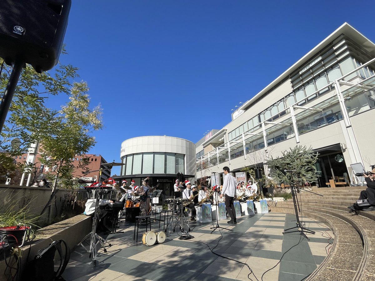 FreeHillsJ.O. tweet media