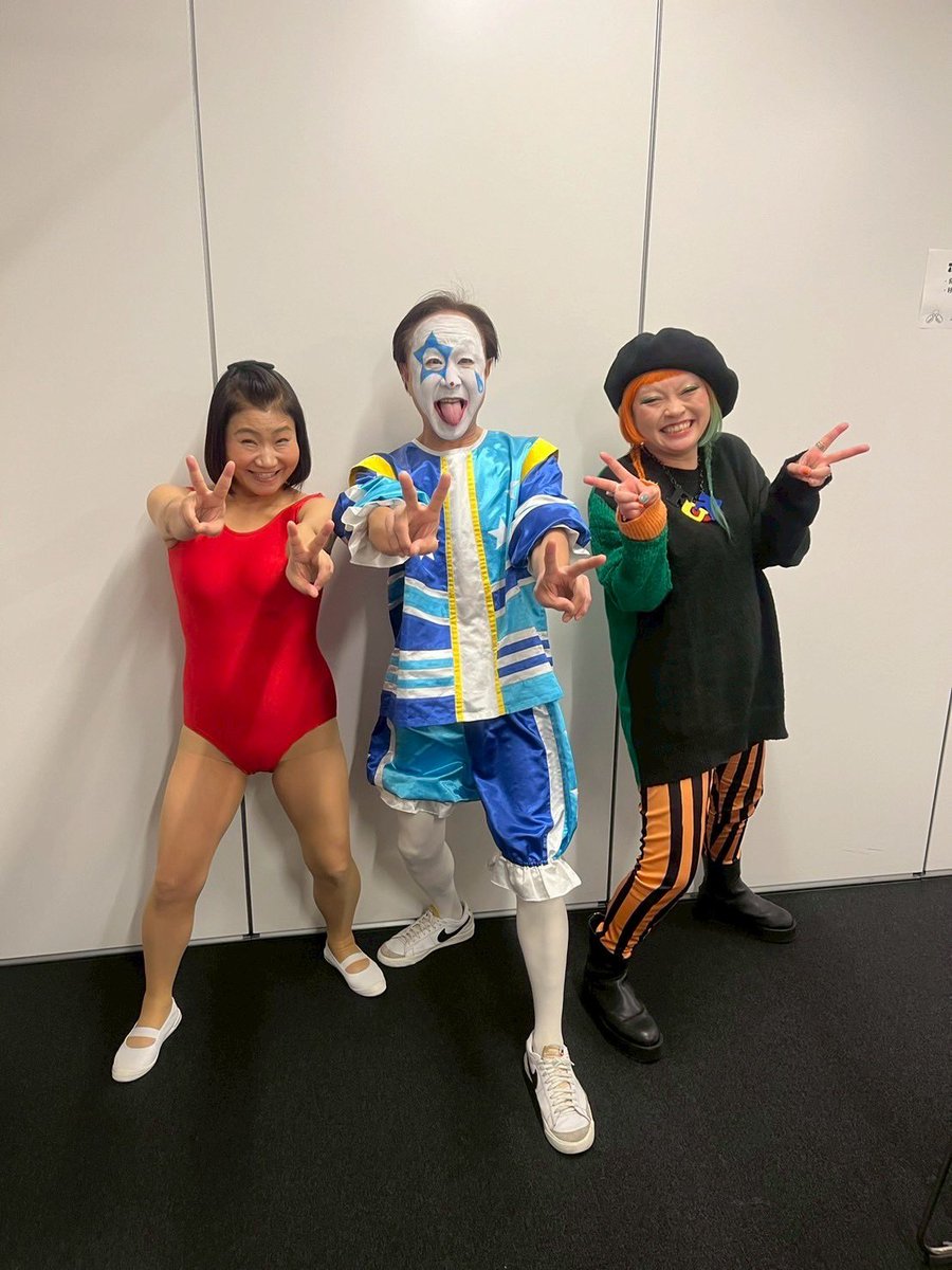 G5xH7WqbkAMfab0.jpg?format=jpg