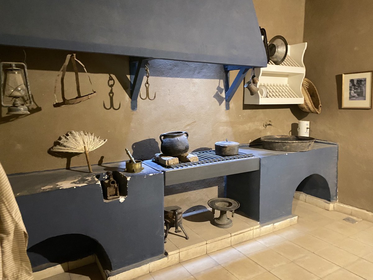 alekshallmann's tweet photo. Visiting Carter House in Luxor, the home of the man who uncovered Tutankhamun’s tomb. Beyond the legend, the rooms whisper of daily routines: papers, sketches, shaving utensils, even the humble toilet. A rare glimpse into history lived, not just discovered. #Egypt #CarterHouse https://t.co/FA26A3d2Ne