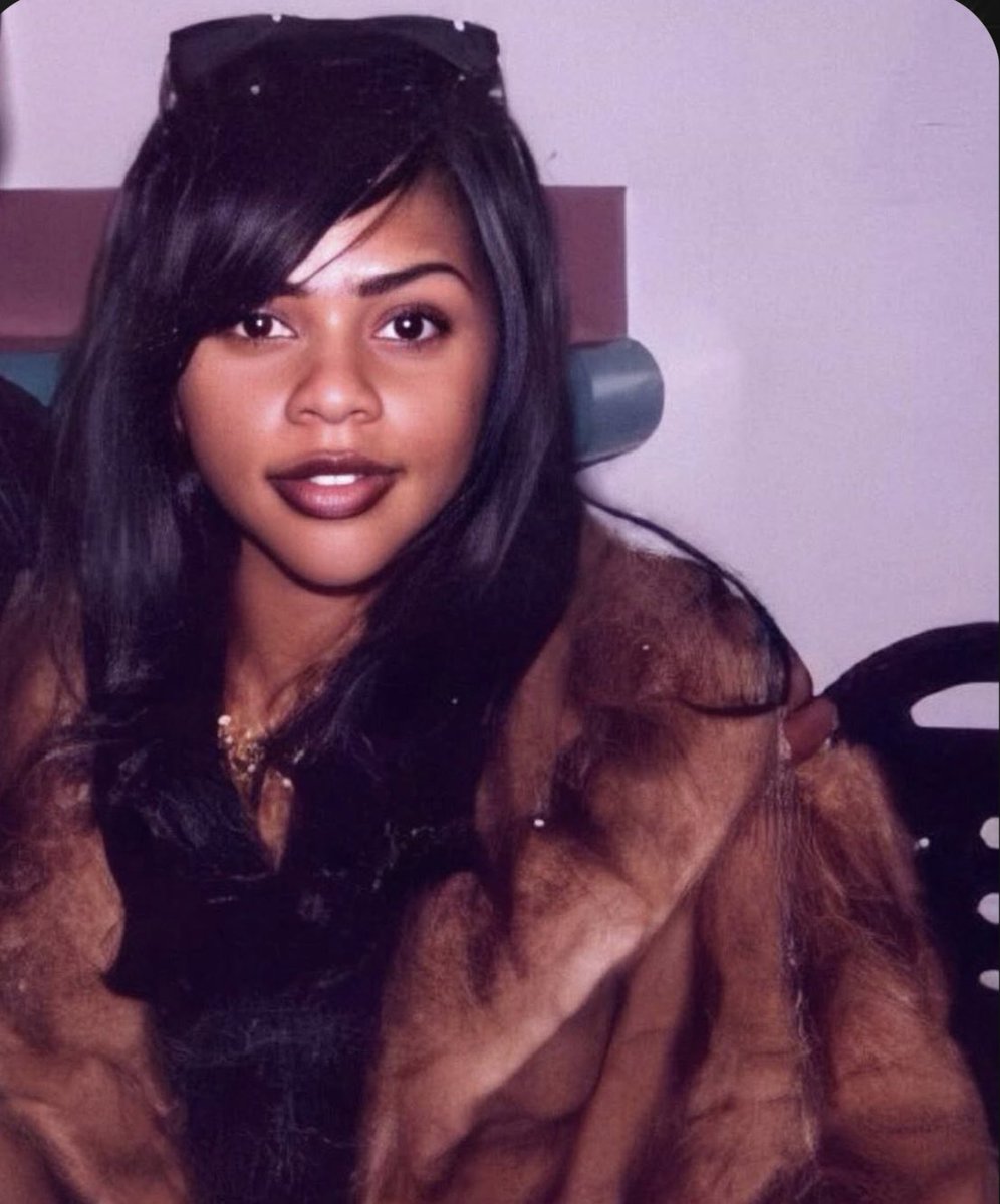 maaragambino's tweet image. post you &amp;amp; your celeb lookalike #lilkim
