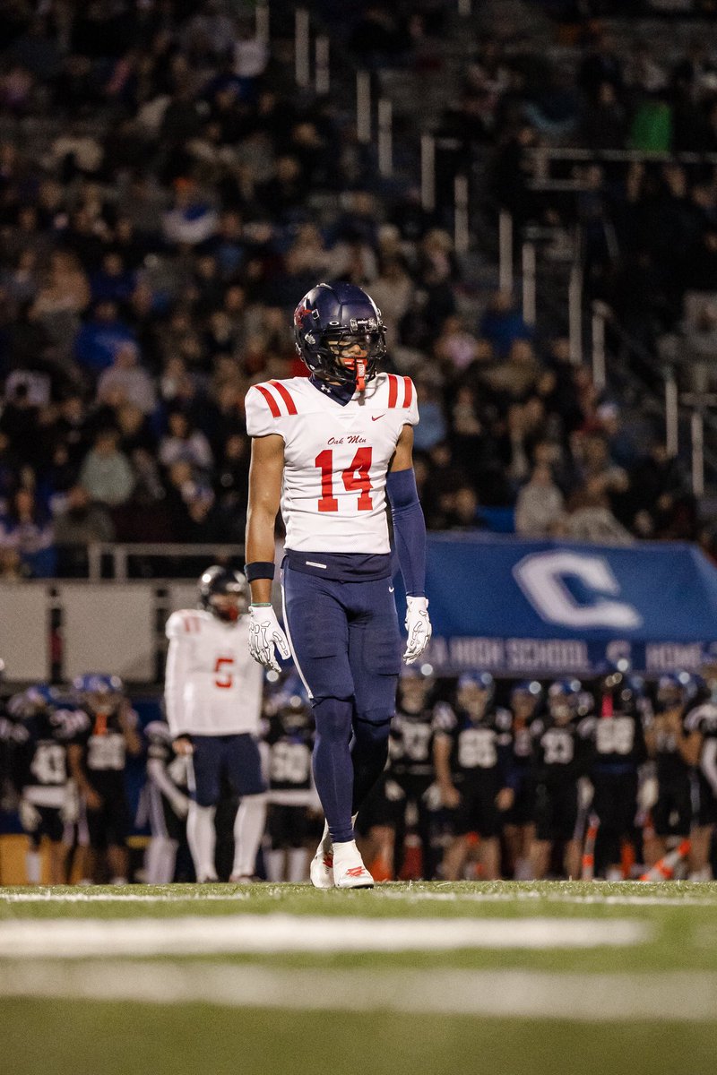 Logan_Johnson__'s tweet photo. I will be at Carson Newman tomorrow!!
@cnfootball @Coach_CGoins @HallTechSports1 @BamaPrepsFB @AL7AFootball https://t.co/xgiscnCHOb