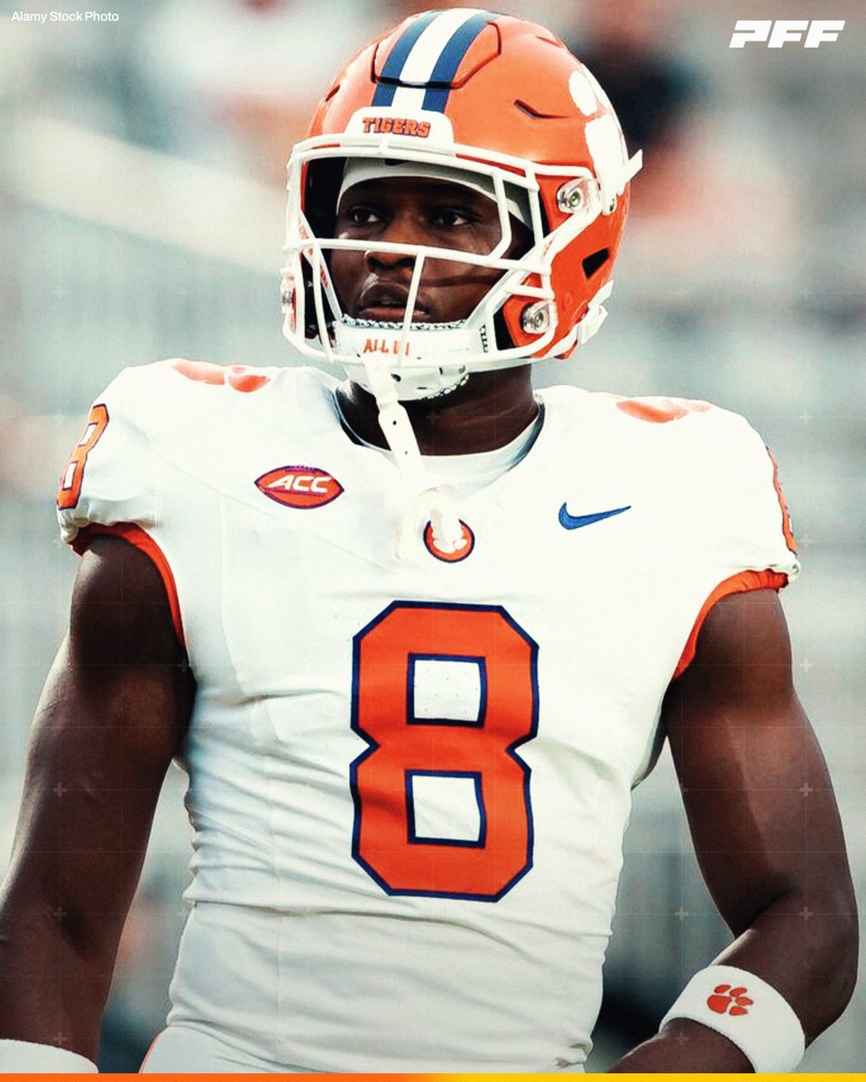 Clemson RB Adam Randall vs Louisville:

🐅 18 Touches
🐅 132 Total Yards
🐅 2 Touchdowns

<a href="/ClemsonFB/">Clemson Football</a>