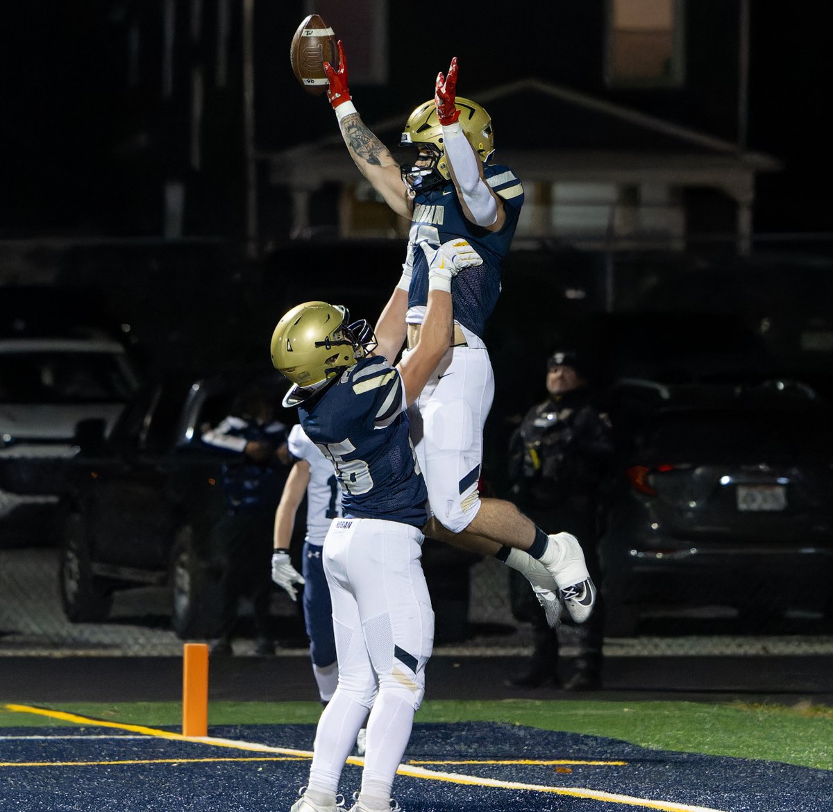 Archbishop Hoban defeats Hudson 35-3 in tonight's playoff game at Dowed Field in Akron. A full set of pics from tonight's game can be seen @ flickr.com/photos/klemenc…

<a href="/RollHudFootball/">Hudson Football</a> <a href="/HobanFootball/">Hoban Football</a> <a href="/HobanAthletics/">Hoban Athletics</a> <a href="/OHSAASports/">OHSAA Sports</a> <a href="/FOX8FNTD/">FridayNightTouchdown</a>