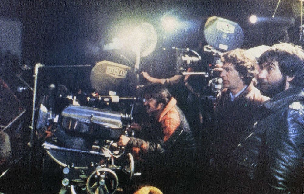 EugWSerra's tweet photo. Remembering the late, great Tobe Hooper - born on this day in 1943. #TobeHooper #TexasChainsawMassacre #EatenAlive #TheFunhouse #Poltergeist #TexasChainsawMassacre2 #InvadersfromMars https://t.co/dkxfcOft8P
