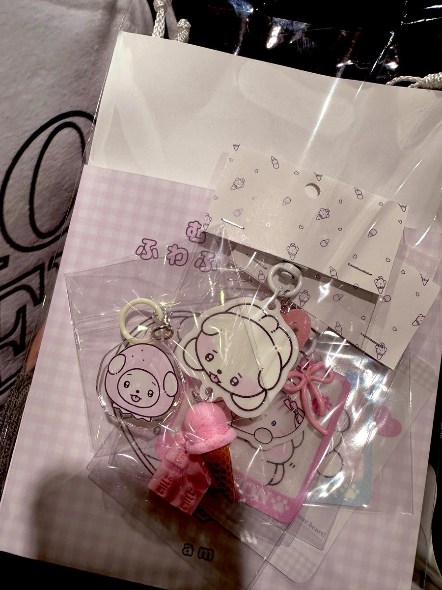 am︎︎☁11/15-16 デザフェス 西1階A-3 (@am_am_s2) / Posts / X