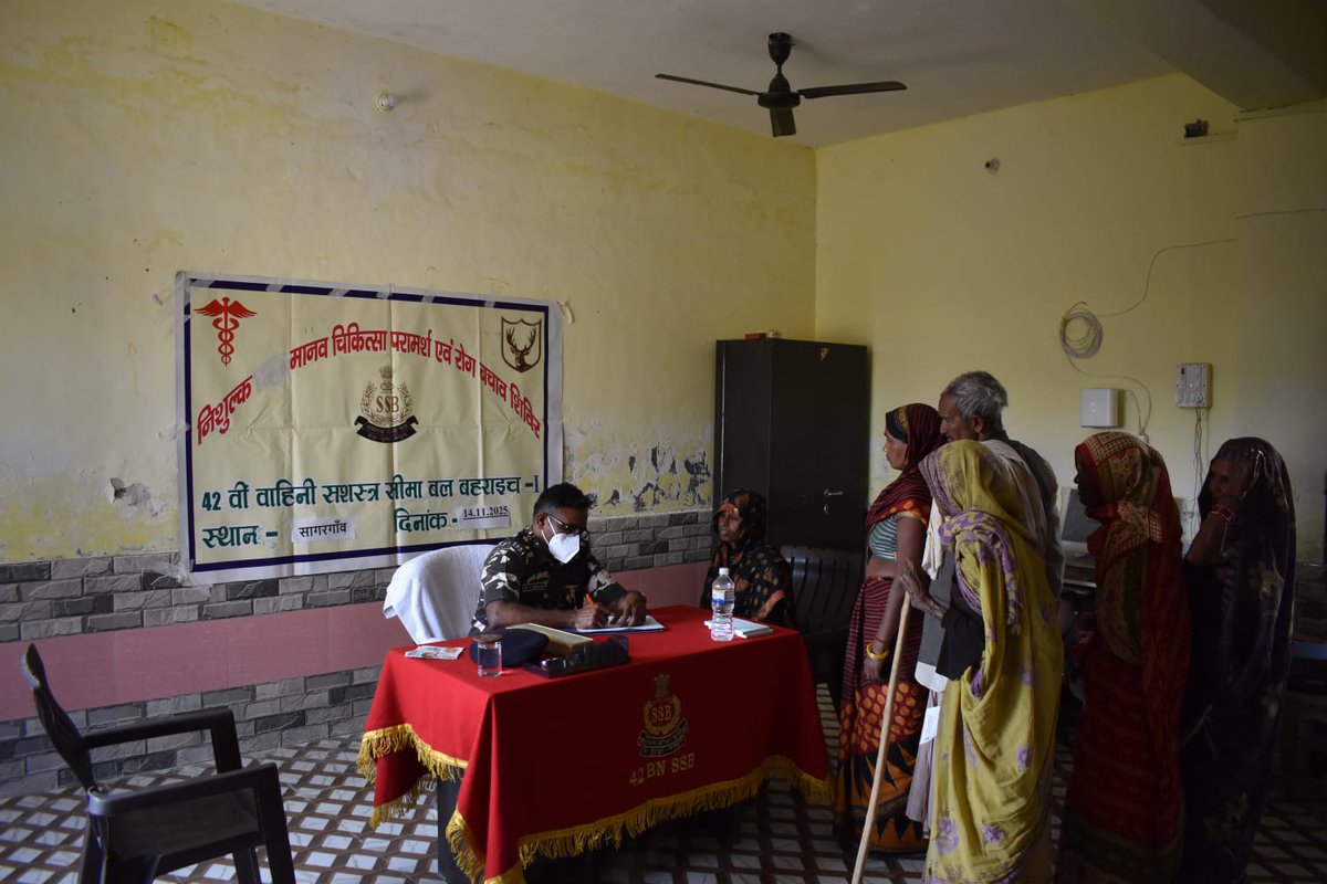 42bnssb_INDIA's tweet image. “सीमाक्षेत्र की पवित्र धरा पर वन्देमातरम् के 150 वर्ष— MCA और VCA के संग देशभक्ति की अमर गूँज।”
#VandeMataram150 #BorderArea #MCA #VCA #SSB #DeshBhakti
@SSBFTRLUCKNOW