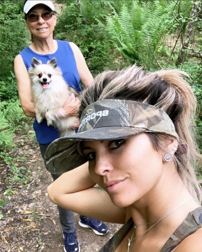 KristenStrout11's tweet photo. Out with my little sidekicks who make life so much brighter .🥰 https://t.co/B9aZDrgd4O