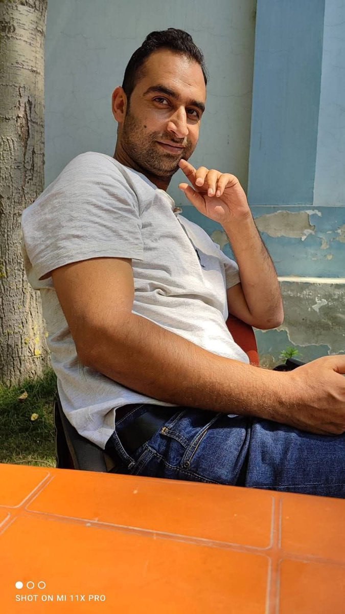 #Kashmir| Inspector Shah Asrar of the State Investigation Agency (SIA) was among nine people killed in the Nowgam Police Station blast in Srinagar, Central Kashmir.