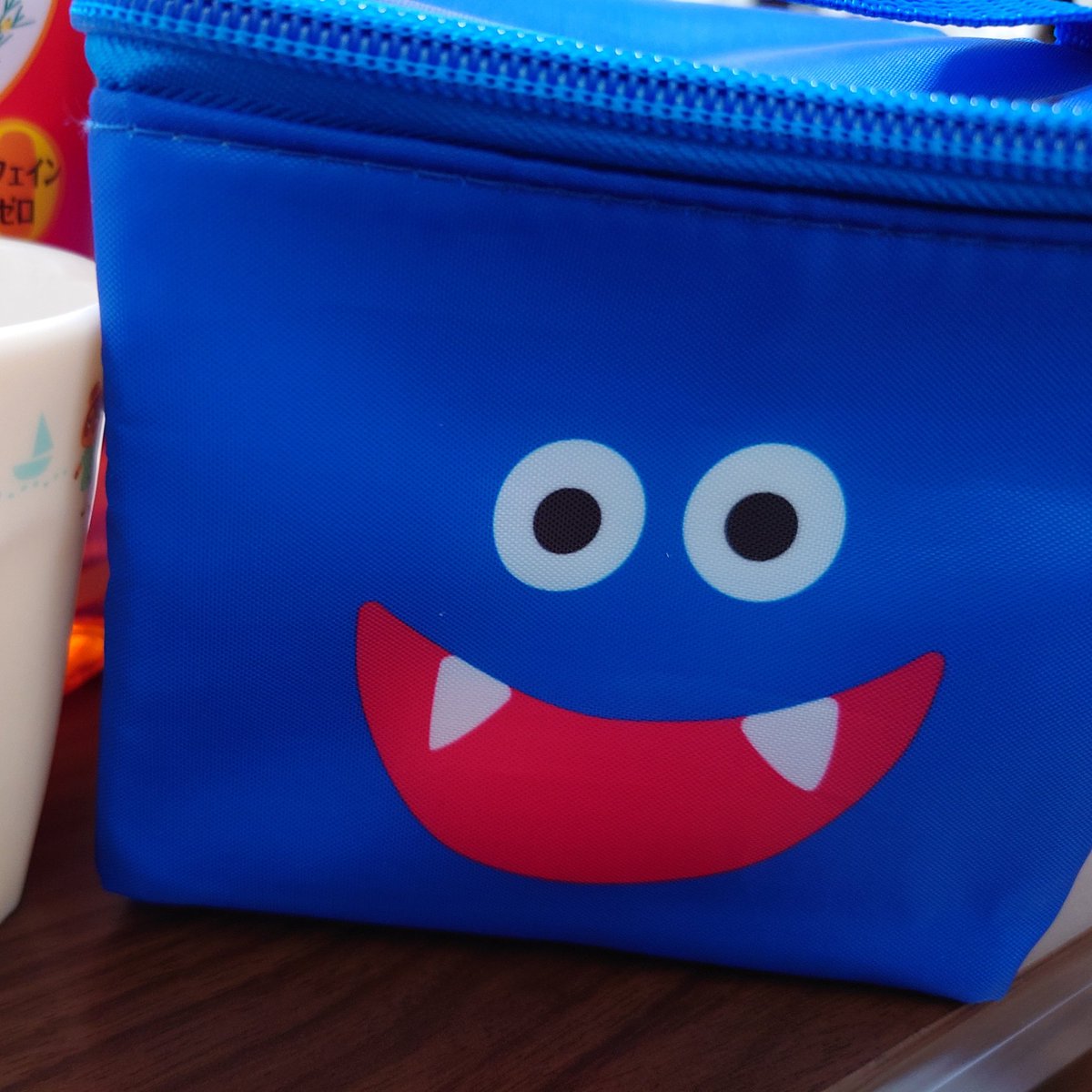 katanananan's tweet image. 色々店回って見つけたけど、

バッグちっさw

#BOSSQUEST