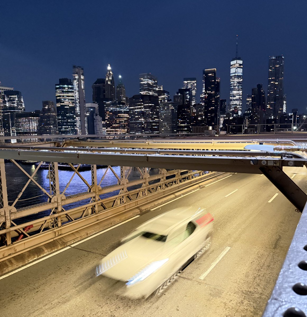 yashhsm's tweet image. some reflections - in my 2.5 months at nyc + @incubator as a builder:

we&apos;ve always known how to get attention

but the truth is: we haven&apos;t been best at product building &apos;yet&apos;

we believed in build &amp;amp; break fast
and we did break fast sometimes

yes, we&apos;ve always had great…