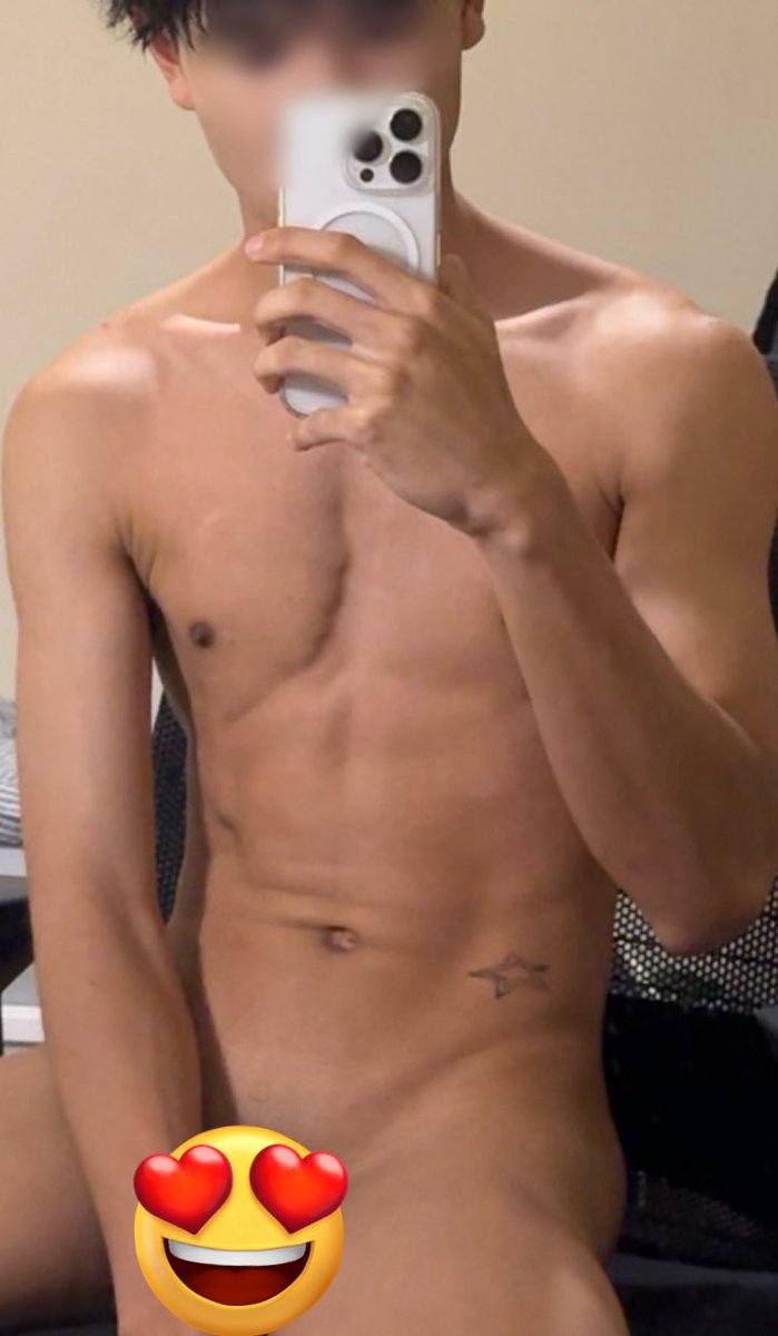 Yun (@_younggi) on Twitter photo 