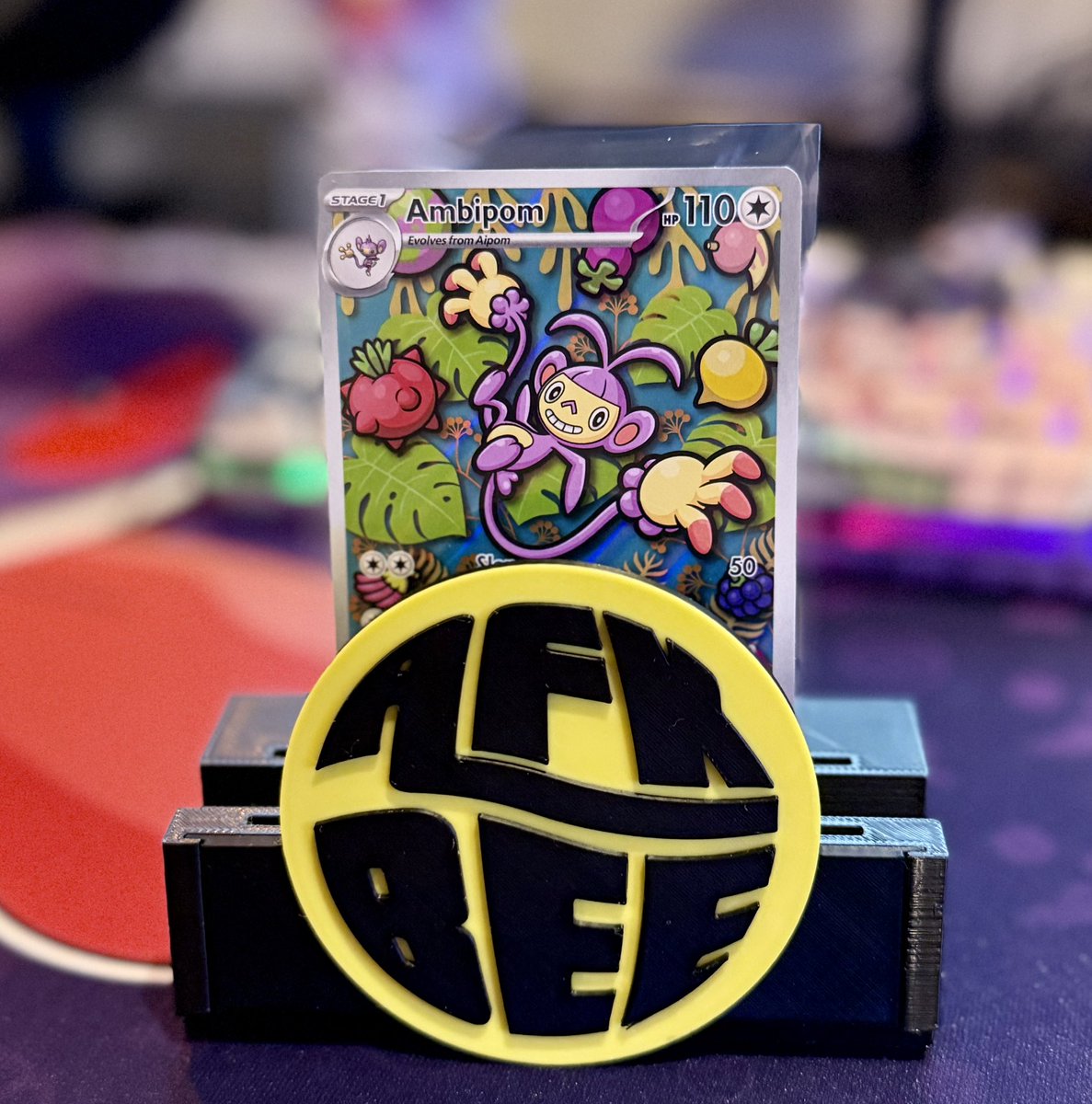afkbee's tweet image. 🚨 GIVEAWAY TIME! 🚨
I’m giving away this 🔥 Phantasmal Flames Ambipom IR from my collection 🐝✨

To enter:
1️⃣ Follow @afkbee
2️⃣ Like ❤️ &amp;amp; RT 🔁 this post
3️⃣ Comment your favorite Normal-type Pokémon 🌟

Ends Nov 25!
Winner announced on my feed 🏆
#PokemonTCG #PokemonCommunity…