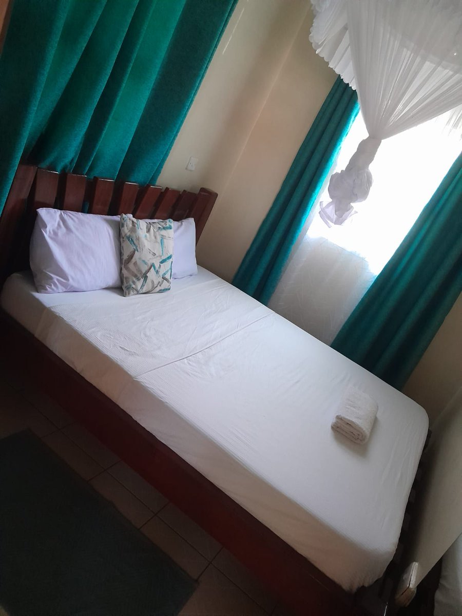 Dalahomes's tweet photo. Cozy 1-bedroom Airbnb in Kisumu available for instant self check-in! Enjoy comfort, privacy, and convenience, perfect for solo stays or couples. Close to major amenities and attractions.

Book your stay today. Call 0743146637 for reservations and experience Kisumu in styl https://t.co/QaChbzyaPb