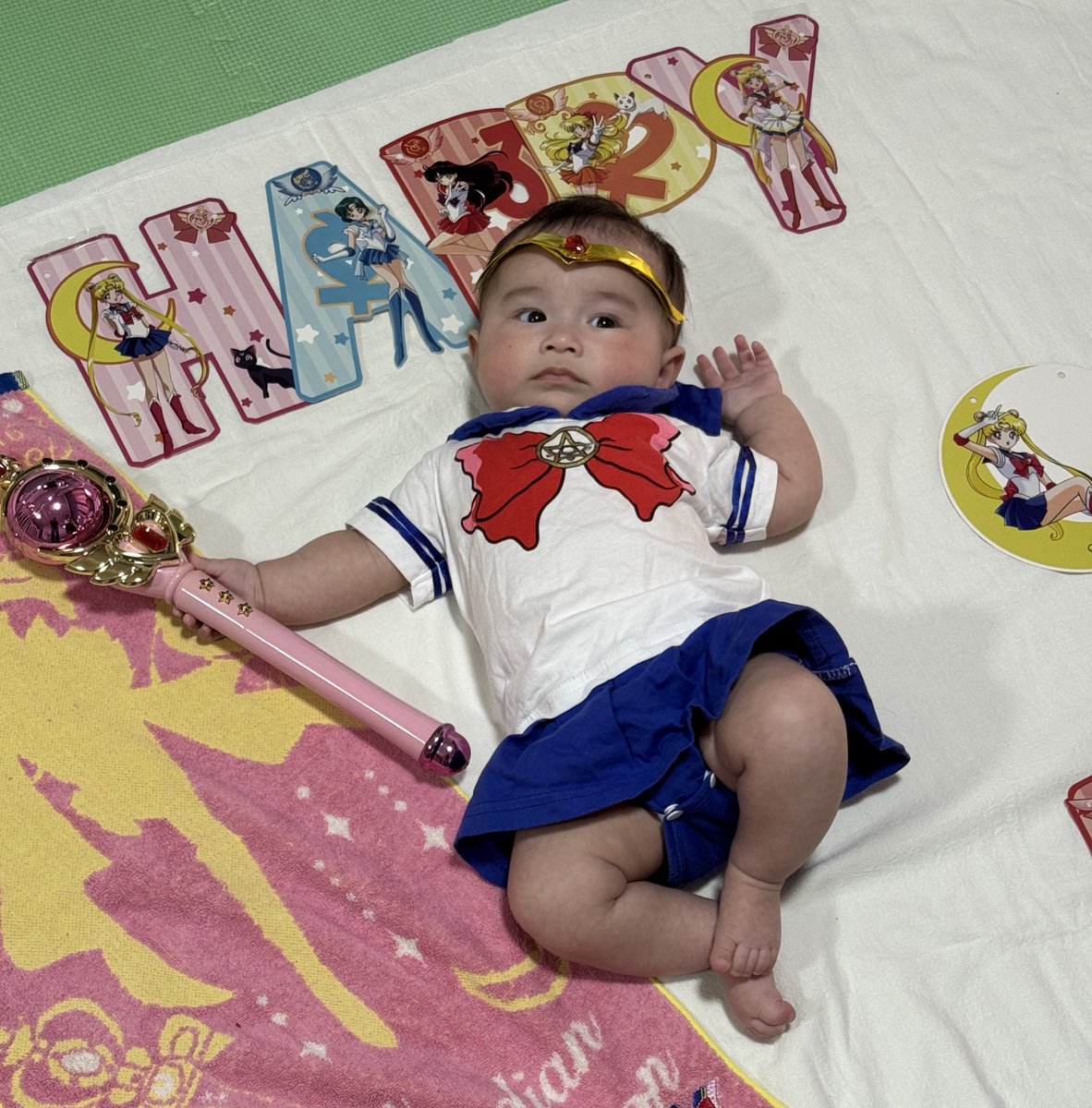 t_unmasked's tweet image. Serena has been alive for 100 days…

… and is already a cosplayer