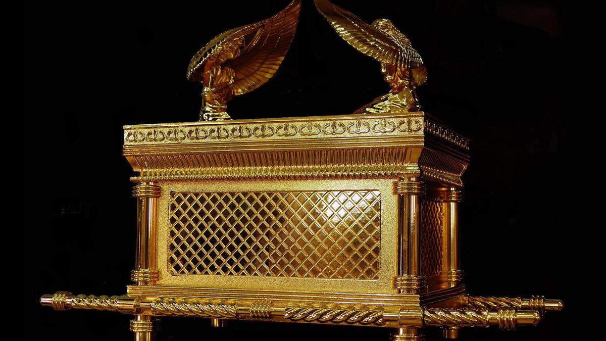 execution_layer's tweet image. The Ark of the Covenant. #EVERNODE

 ⛓️⛓️

🕋