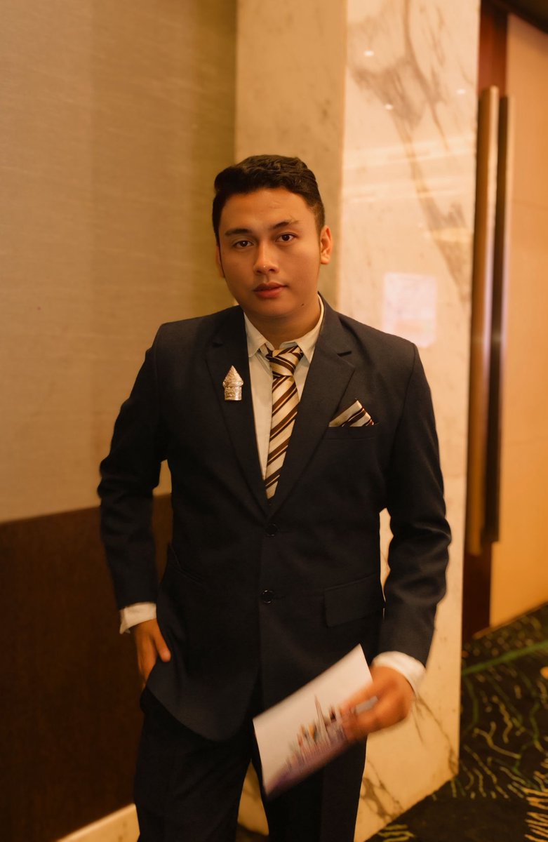 nomadicfeasts's tweet image. 24