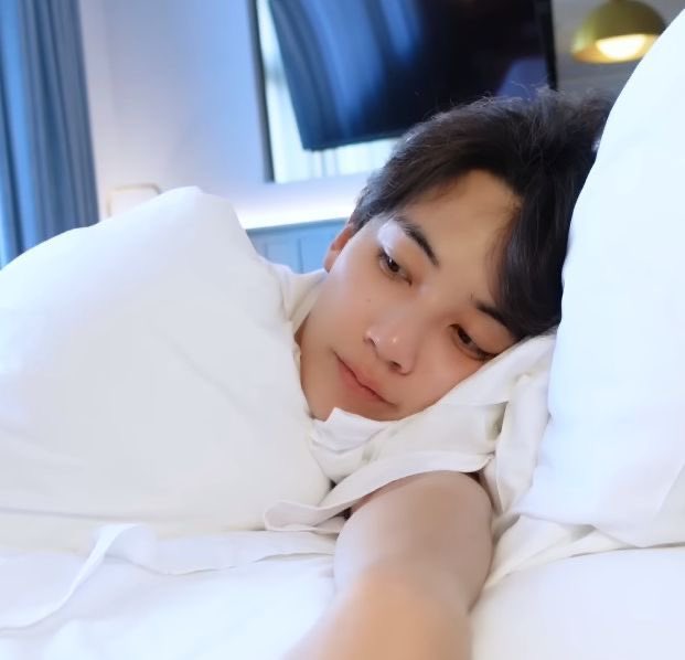 𝐾𝑎𝑦𝑑𝑒𝑛 𝐵 tweet media