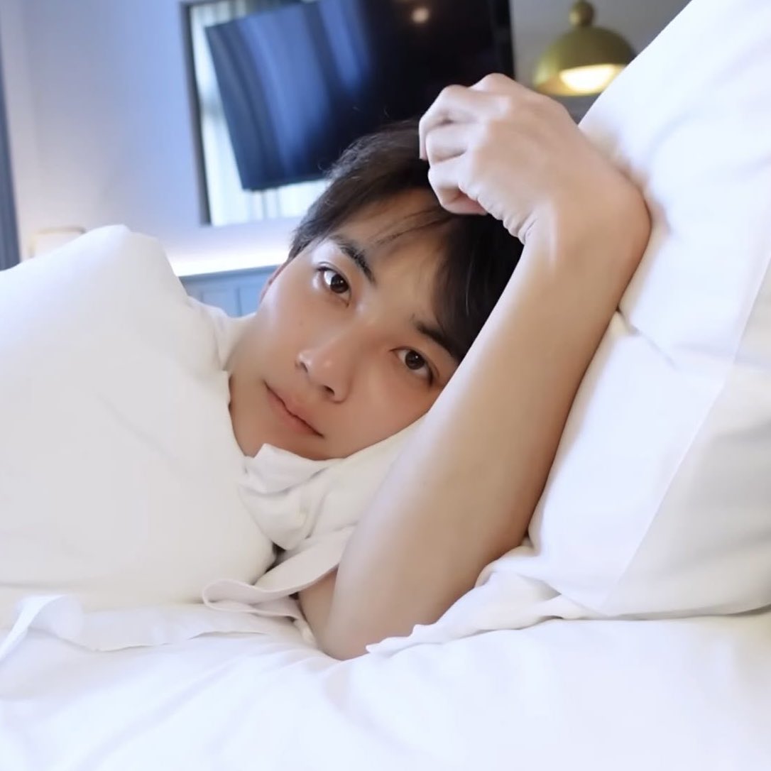 𝐾𝑎𝑦𝑑𝑒𝑛 𝐵 tweet media