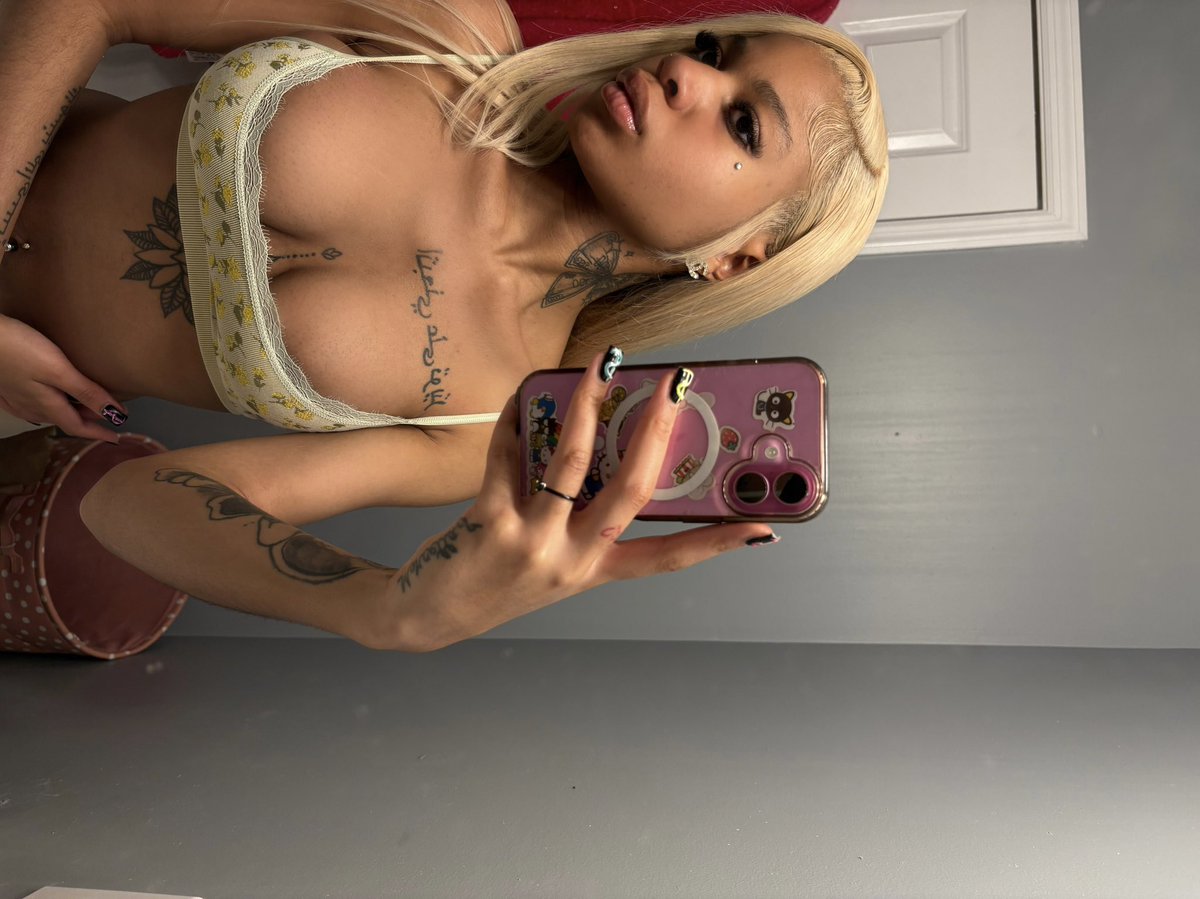 lilhawa (@lilhawaa) on Twitter photo 