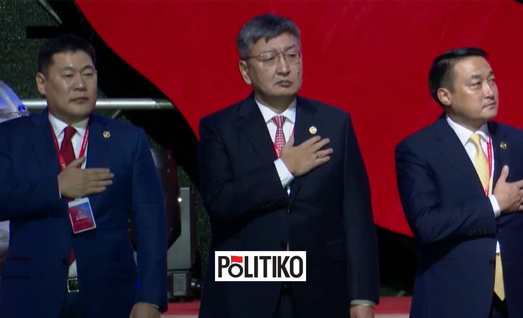 МАН доторх эрх мэдлийн тэмцэл зургаан сар гаруй үргэлжилсний эцэст өнөөдөр ээлжит Их хурлаа эхлүүллээ.

Улс төрийн намууд энэ онд багтаан хурлаа хийж,Улс төрийн намын тухай хуульд нийцүүлэн дүрмээ өөрчлөх ёстой.

МАН өнгөрсөн 10 дугаар сард Их хурлаа хийхээр төлөвлөөд байв.Гэвч