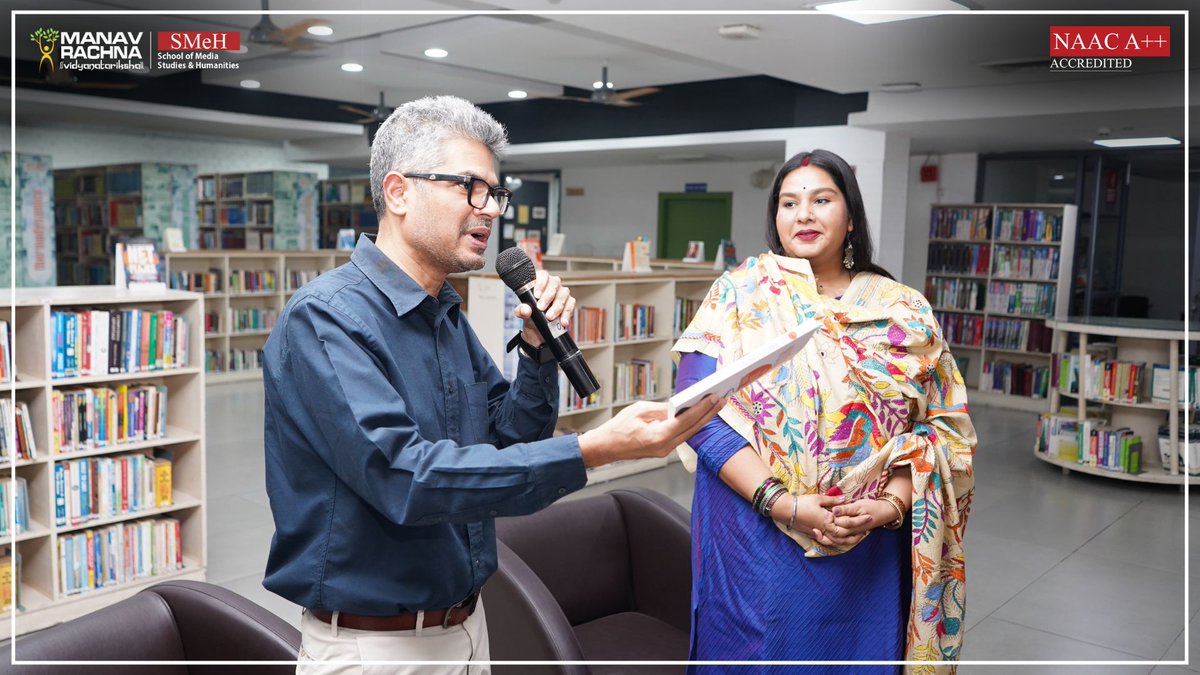 manav_rachna's tweet image. 𝐄𝐯𝐞𝐫 𝐡𝐚𝐝 𝐨𝐧𝐞 𝐨𝐟 𝐭𝐡𝐨𝐬𝐞 𝐦𝐨𝐦𝐞𝐧𝐭𝐬 𝐰𝐡𝐞𝐧 𝐚 𝐬𝐭𝐨𝐫𝐲 𝐡𝐢𝐭𝐬 𝐲𝐨𝐮 𝐫𝐢𝐠𝐡𝐭 𝐢𝐧 𝐭𝐡𝐞 𝐦𝐢𝐝𝐝𝐥𝐞 𝐨𝐟 𝐚𝐧 𝐞𝐱𝐢𝐬𝐭𝐞𝐧𝐭𝐢𝐚𝐥 𝐜𝐫𝐢𝐬𝐢𝐬? That’s exactly what this edition of Author Talk was all about, trying to find our “better selves.”

The…