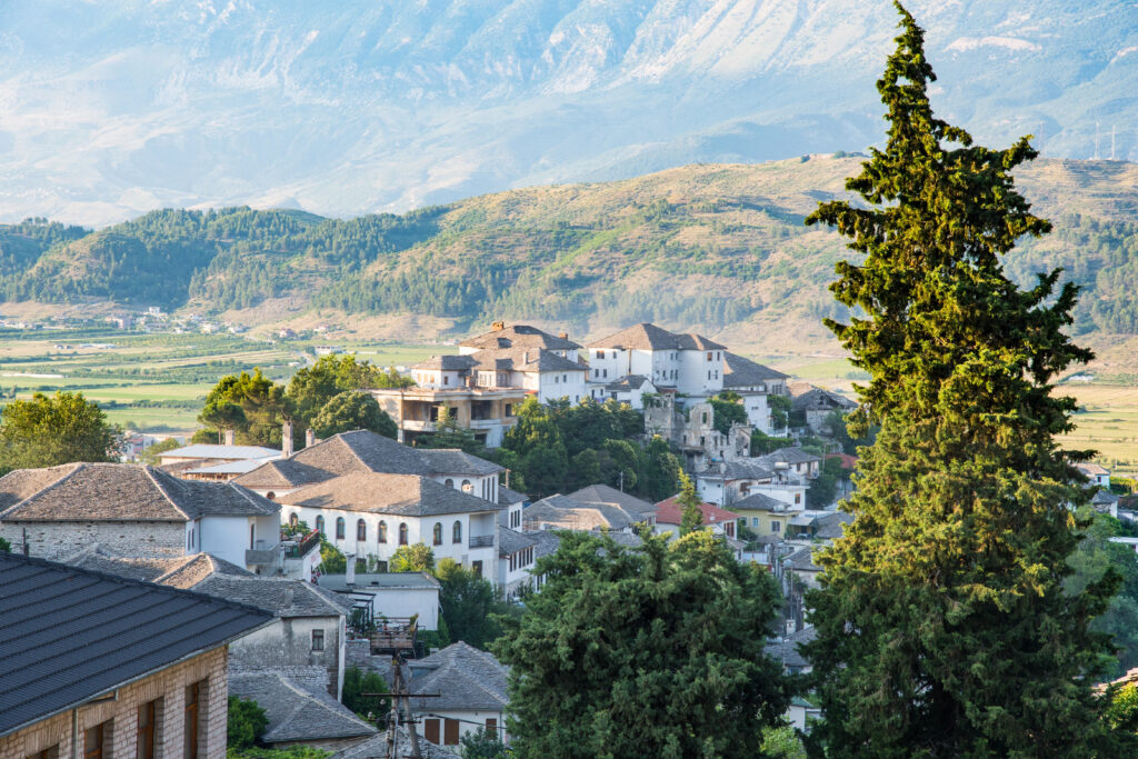 #Gjirokaster #Travel #Guide: Best #Things to Do in #Albania’s #Stone City
indietraveller.co/gjirokaster-tr…