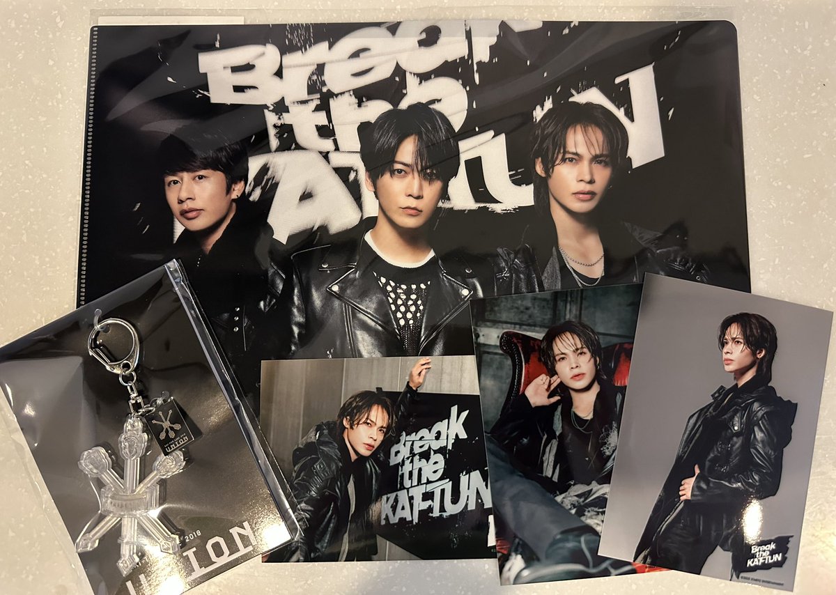 BreaktheKATTUN 公式グッズの事後販売は本日23:00までです
