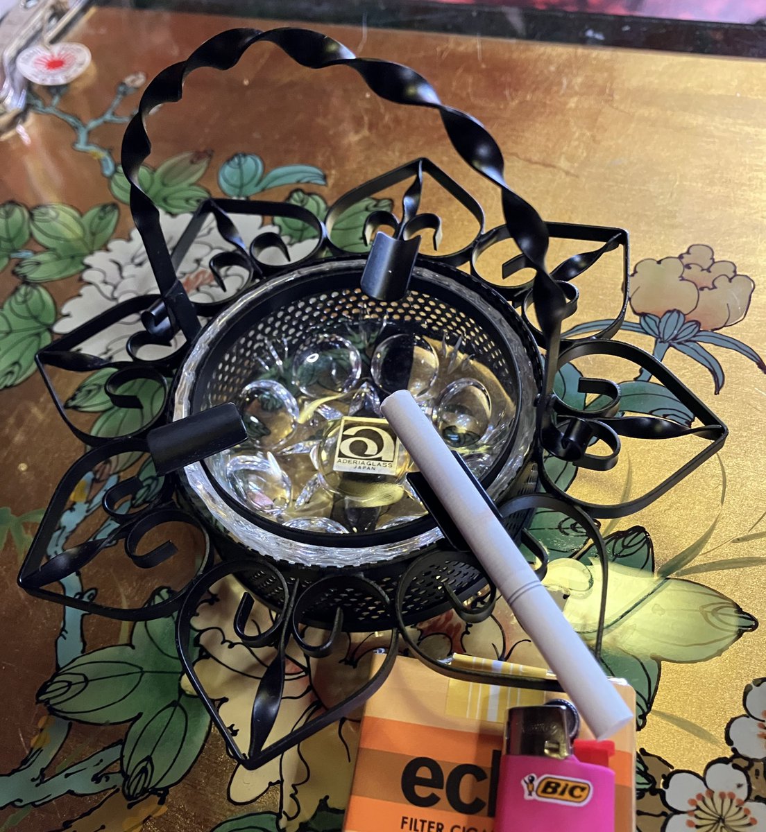 hakuchuum_osaka's tweet photo. アデリア
アイアン灰皿
レトロなグラスで有名なアデリアのとても古い灰皿です。
アイアン(鉄)がとても可愛いです。
未使用、箱付き
2800円です。
通販ご希望の方はDMください。

#アデリア
#aderia
#レトログラス
#アデリアグラス
#灰皿
#喫煙
#愛煙家
#昭和レトロ https://t.co/8b7rjvGYeF