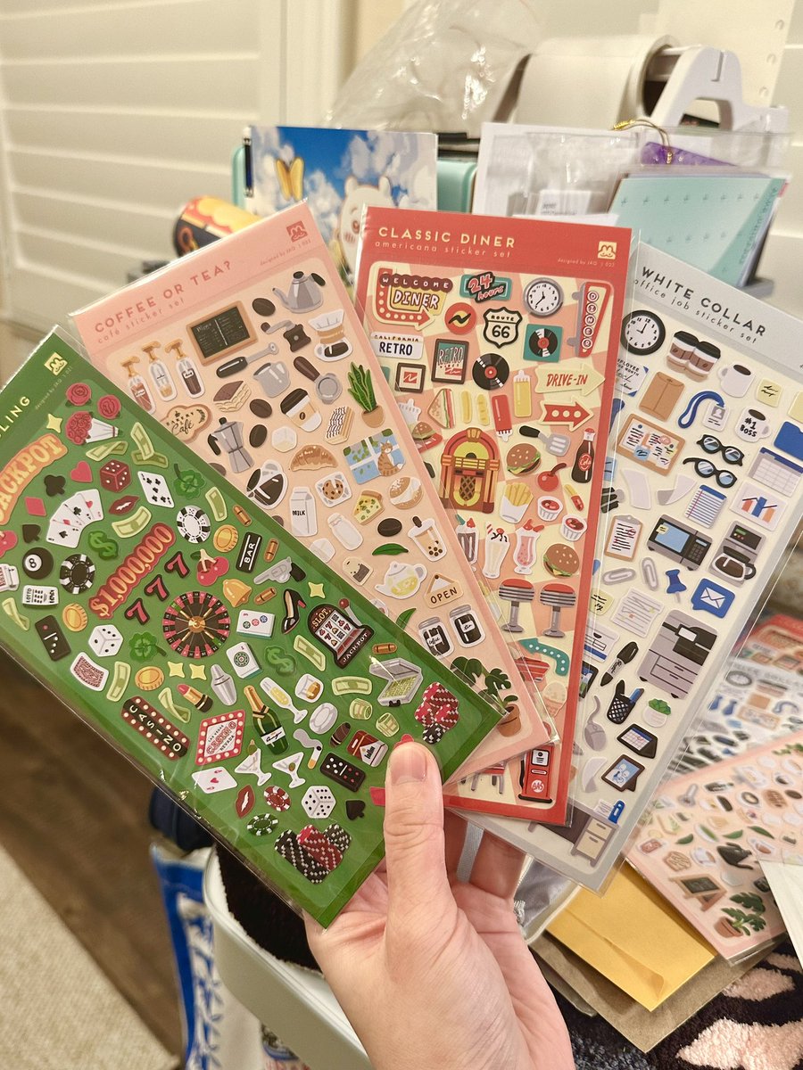 jaqrabit's tweet image. LOOK WHO SHOWED UP EARLY 🥳🥳