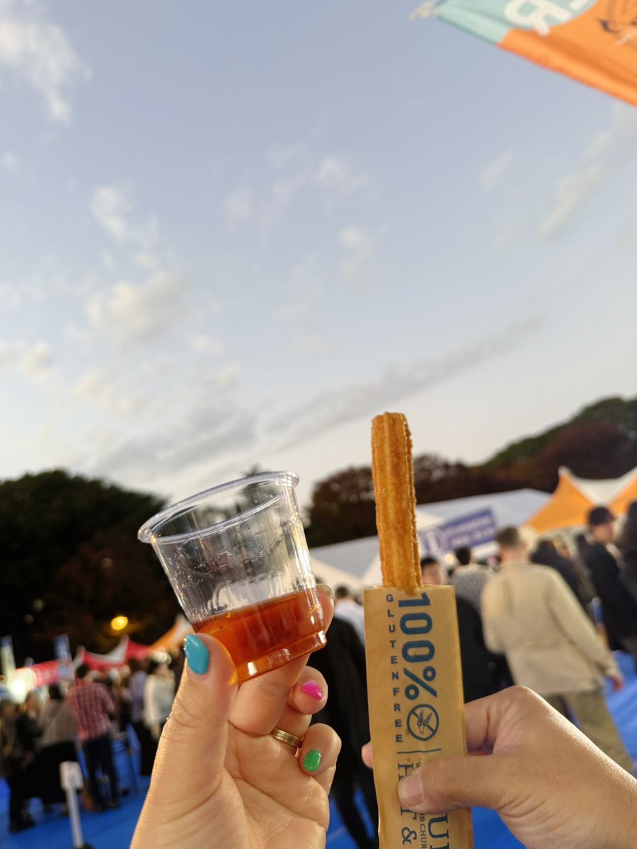 カクフェスおすすめペアリング🥃🍴

👉A18酒舗升本屋　
　- GLENDRONACH PORTWOOD
👉B19 LingsKitchen
    - 米粉チュロス

ほんのり甘い香りが広がるウィスキーとチュロスの相性が抜群👍
ぜひお試しください😋