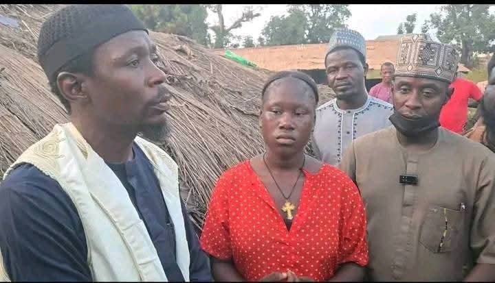 Cool_Ustaz's tweet image. Glory be to Allah How Baban Cinedu, the Former Kannywood Actor, Has Been Leading Many Souls to Islam

Baban Cinedu, once known for his roles in Kannywood, has now dedicated his life to Islamic outreach. Alongside former soldier Adam Ashaka, the duo has become a strong force in…