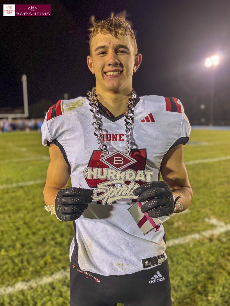 HurrdatSports's tweet image. BIG GAME CHAIN = @kale_kaiser 🥶

Kaiser’s 49 yard touchdown reception and standout defensive stops pushed No. 3 Sidney to its first state title game appearance in the Red Raiders 28-24 win at Columbus Lakeview. 

#nebpreps | @Borsheims