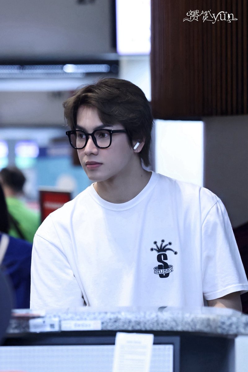 sbkitty7's tweet image. BRO ARE YOU KIDDING ME?!?? SMART HAS THE PRETTIEST BARE FACE EVER!! 😭💕💞

#smartcsnp #smartchisanupong