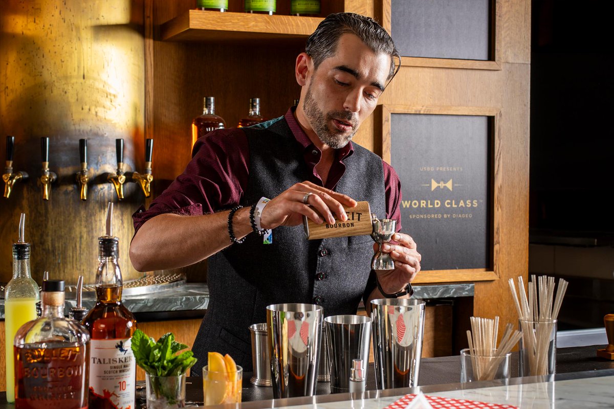 luxurylifestyle's tweet image. DIAGEO Partners With Tales Of The Cocktail Foundation to Shape American Bartending Excellence luxurylifestyle.com/headlines/diag… #bartenders #bartending #cocktails #mixology